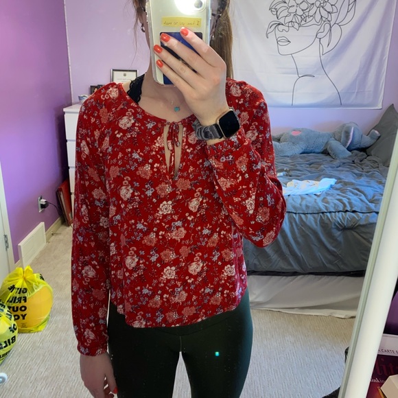 🍒3 for $12 - Ardene Floral Longsleeve - Picture 1 of 7